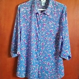 Women's small lilac floral print blouse